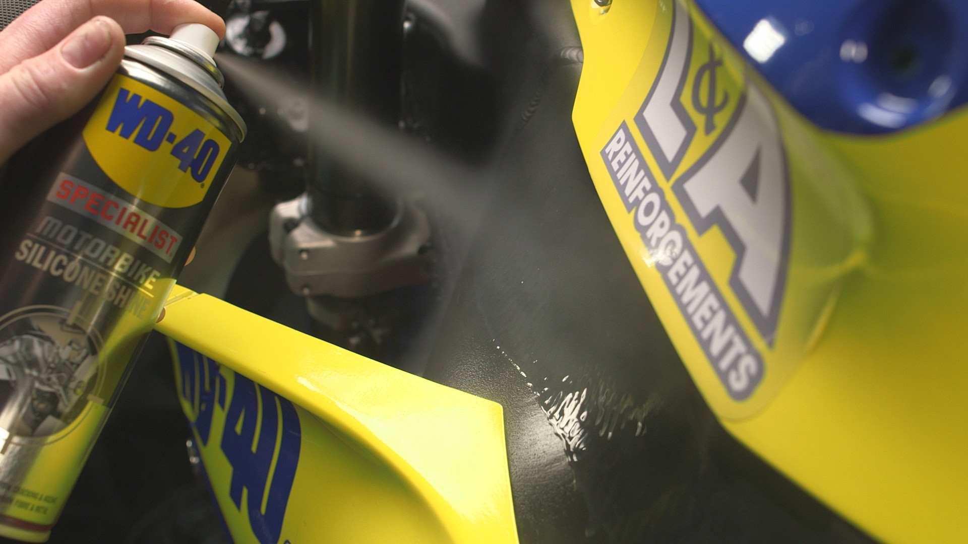 WD-40 Motorbike SPECIALIST Silikonglanzspray 400ml