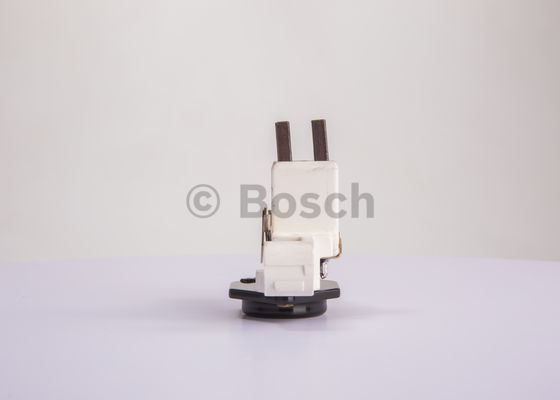 BOSCH Generatorregler