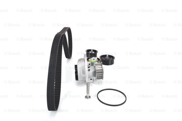 BOSCH Wasserpumpe + Zahnriemensatz