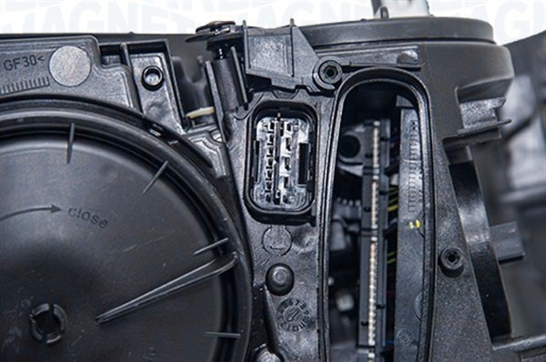 MAGNETI MARELLI Hauptscheinwerfer