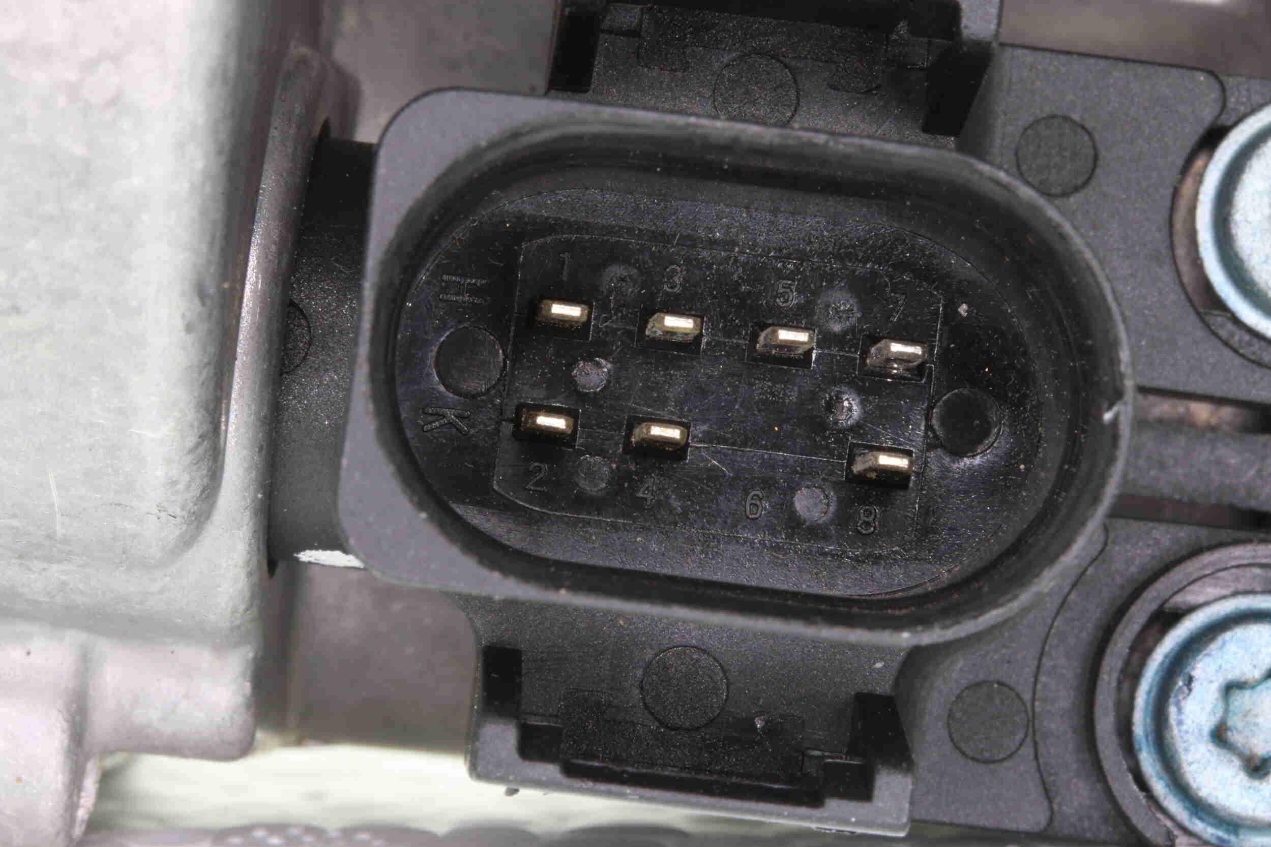 VEMO Drosselklappenstutzen