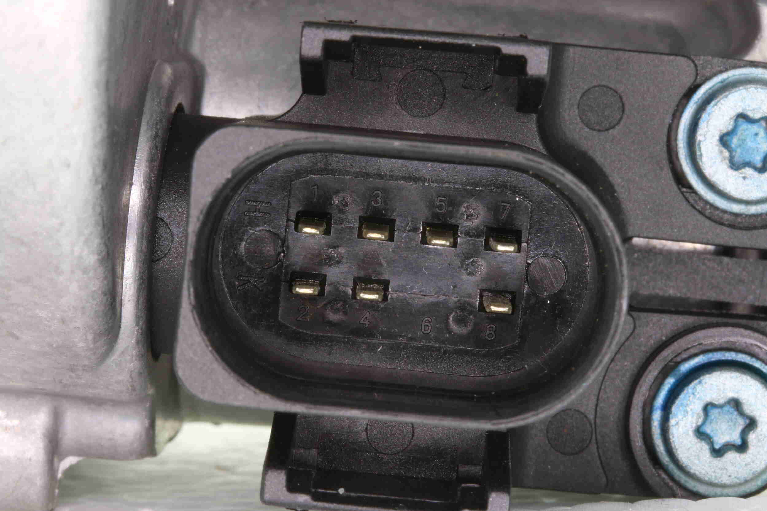 VEMO Drosselklappenstutzen