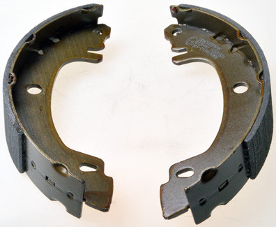DENCKERMANN Bremsbackensatz